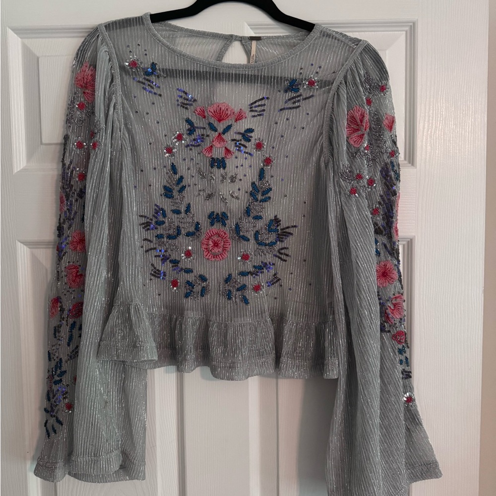Free people Embroidered Gray Top with Floral Accents